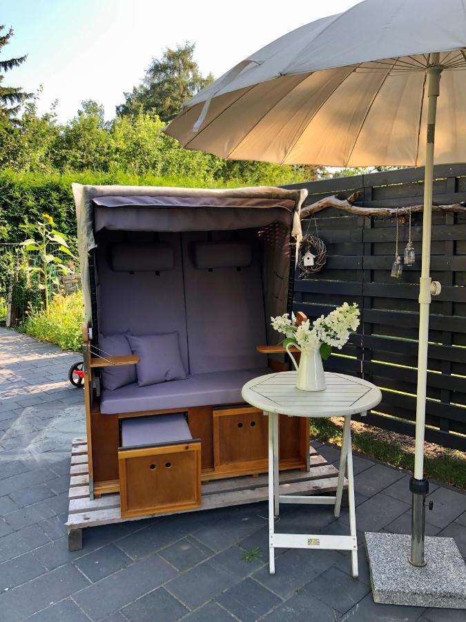 Gartenloft Mit Outdoor Whirlpool Und Garten Petershagen-Eggersdorf Esterno foto